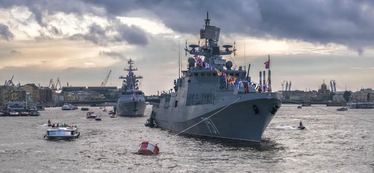 Российские корабли примут участие в военном параде в Циндао