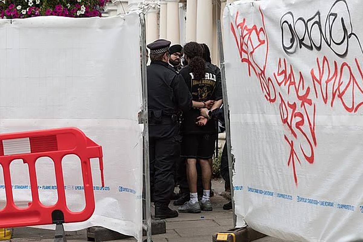 На карнавале в Ноттинг-Хилле арестовали 140 человек