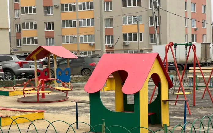 В Саранске прокуратура добилась ремонта детских площадок