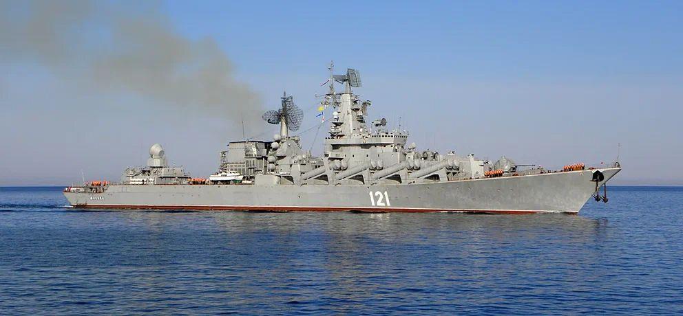 В Сети появилось видео обороны русских кораблей от украинских БПЛА в Севастополе
