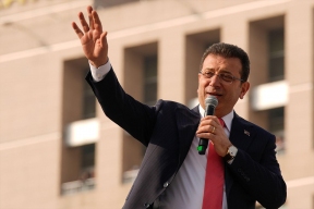 В Турции начался суд над экс-мэром Стамбула Имамоглу, ему грозит 2352 года тюрьмы