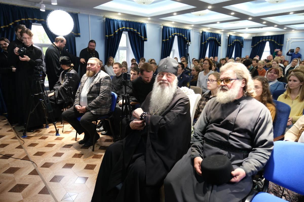 В монастыре Владимирской области состоялся молебен  для людей с нарушениями слуха