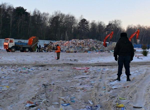 В Калуге приставы закрыли полигон ТБО в Ждамирово