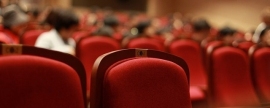Житель Коми лишился денег за «билеты» в театр, куда его позвала девушка с сайта знакомств