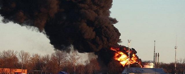 Пожар, начавшийся после атаки ВСУ на аэродроме под Курском, локализован