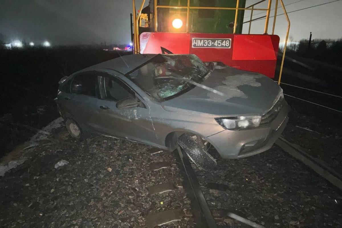 Во Владимирской области нетрезвая автоледи стала виновницей ДТП на железнодорожном переезде