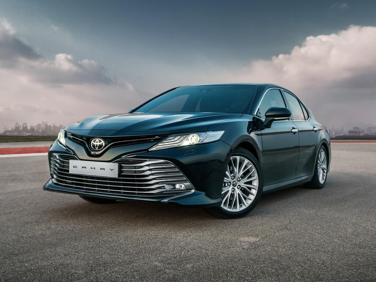 В РФ подешевели ввезенные по параллельному импорту Toyota Camry