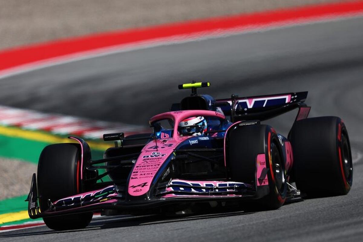 Флавио Бриаторе жестко раскритиковал нестабильный болид Alpine