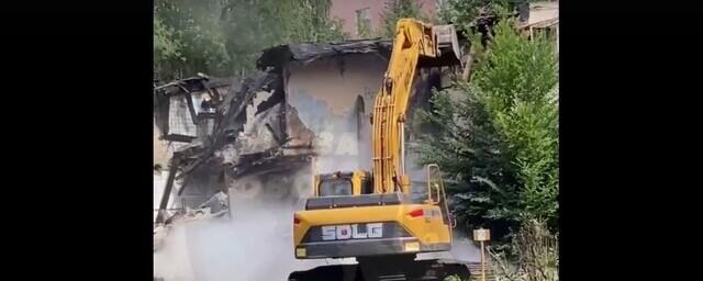 В Пензе снесли здание бывшего военкомата, расположенного на улице 9 Января