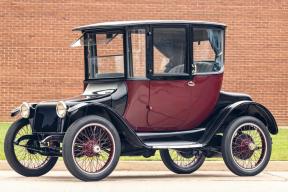 Электромобиль 1918 года на батареях от Nissan Leaf: винтаж с современным сердцем продают за $100 000