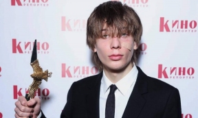 Сын Кончаловского и Высоцкой: Зачем наследник виллы в Италии сбежал в московскую общагу?