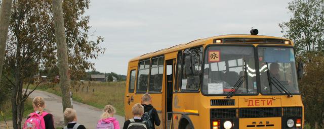 Около 30 старых школьных автобусов в Коми заменят к 2019 году