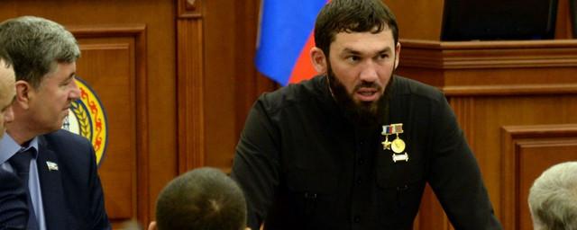 Песков отреагировал на слова спикера парламента Чечни о кровной мести