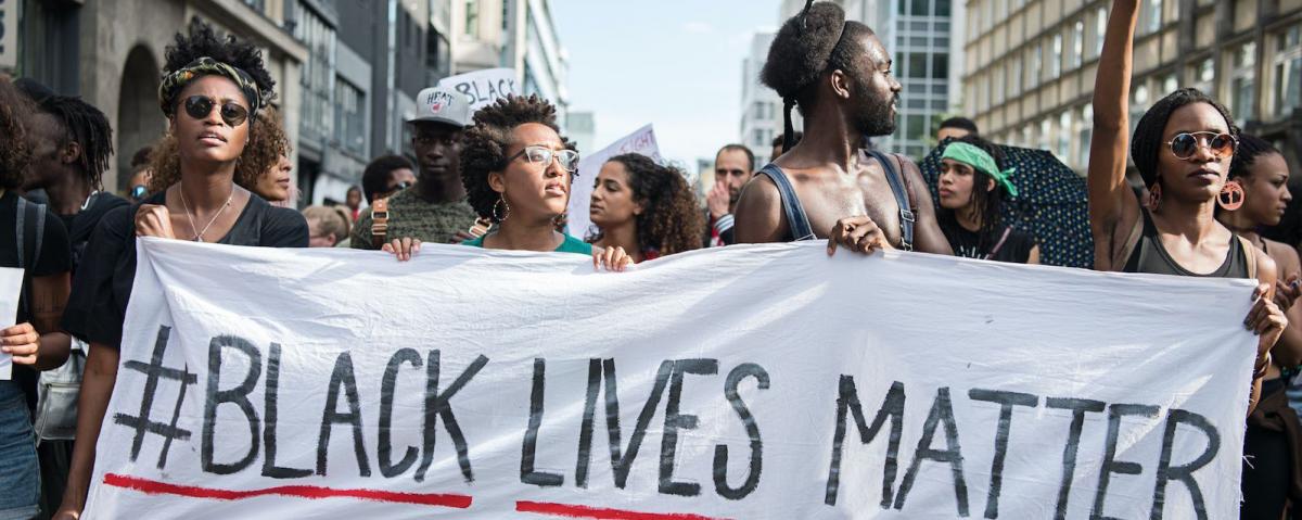 Движение Black Lives Matter призвало распустить полицию в США