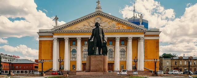 В Челябинске отменяют спектакли