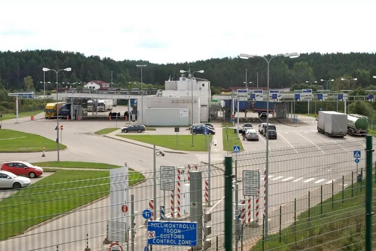 Estonian authorities will auction cars abandoned at Koidula checkpoint