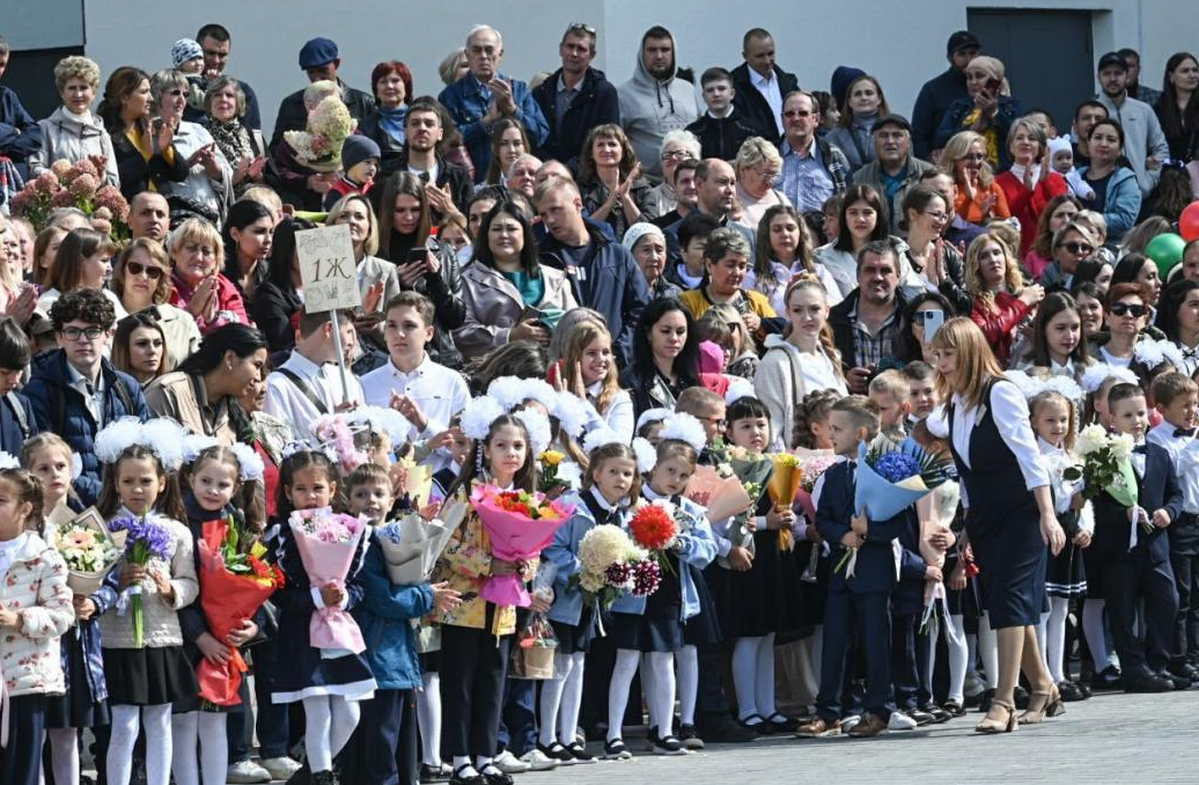 В Тюменской области 1 сентября за школьные парты впервые сядут 23 тысячи детей