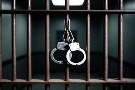 Двое ярославцев получили по 21 году строгого режима за нанесение 45 экстремистских граффити
