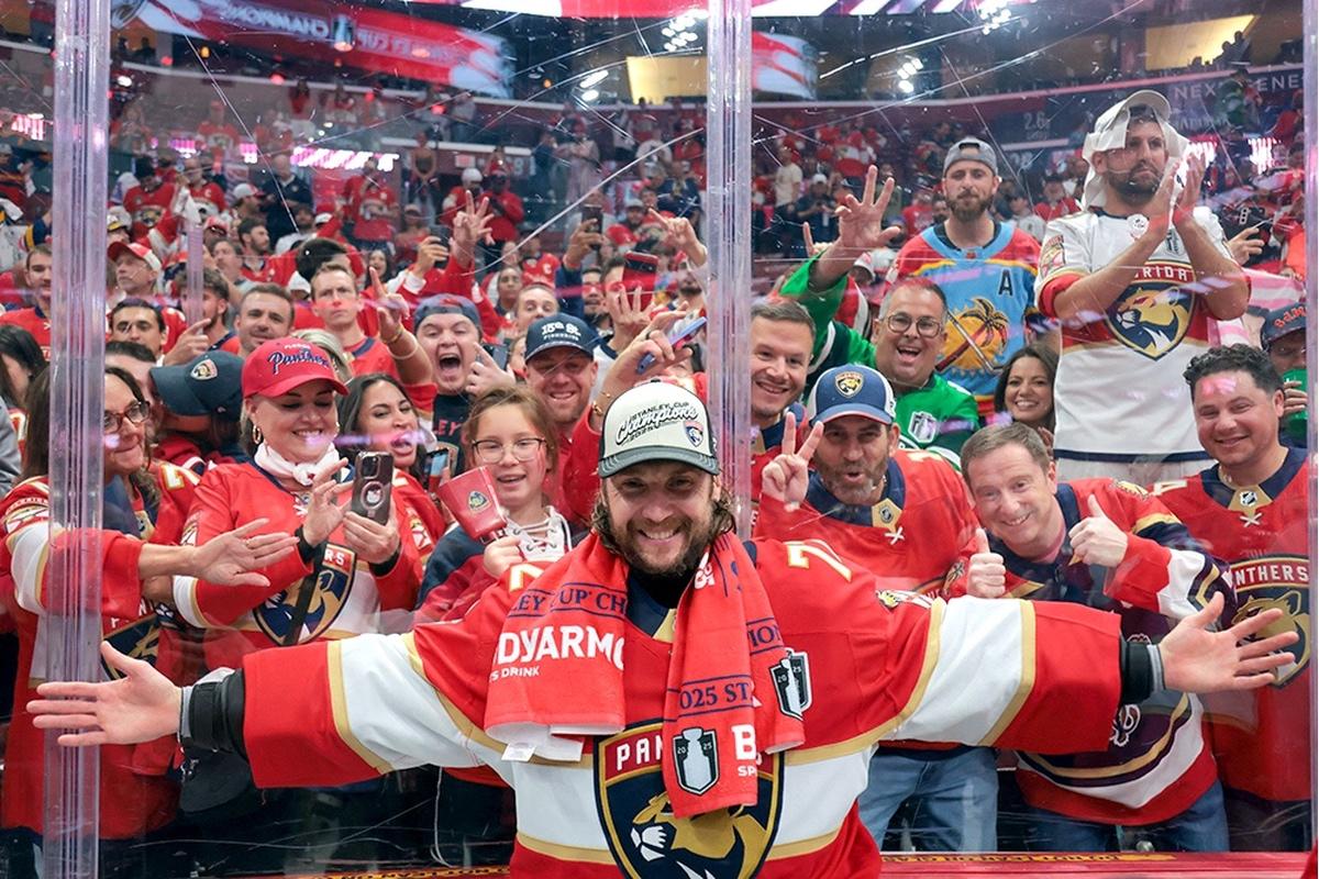 Весь стадион в США стоя аплодировал российскому вратарю Бобровскому