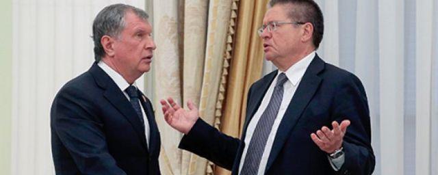 Reuters: Сечин присутствовал при передаче Улюкаеву $2 млн