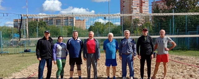 В Чехове прошел турнир по волейболу среди ветеранов