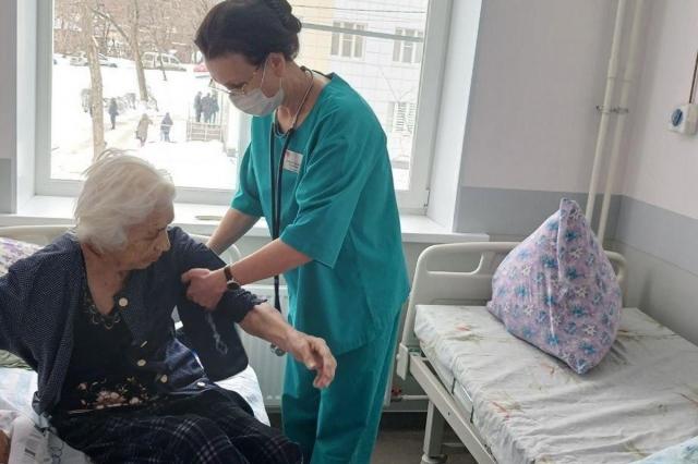 сан минимум это санитарная книжка. пройти медосмотр в тюмени. пройди медосмотр на работу. пройти медосмотр в тюмени. медицинские осмотры реклама.