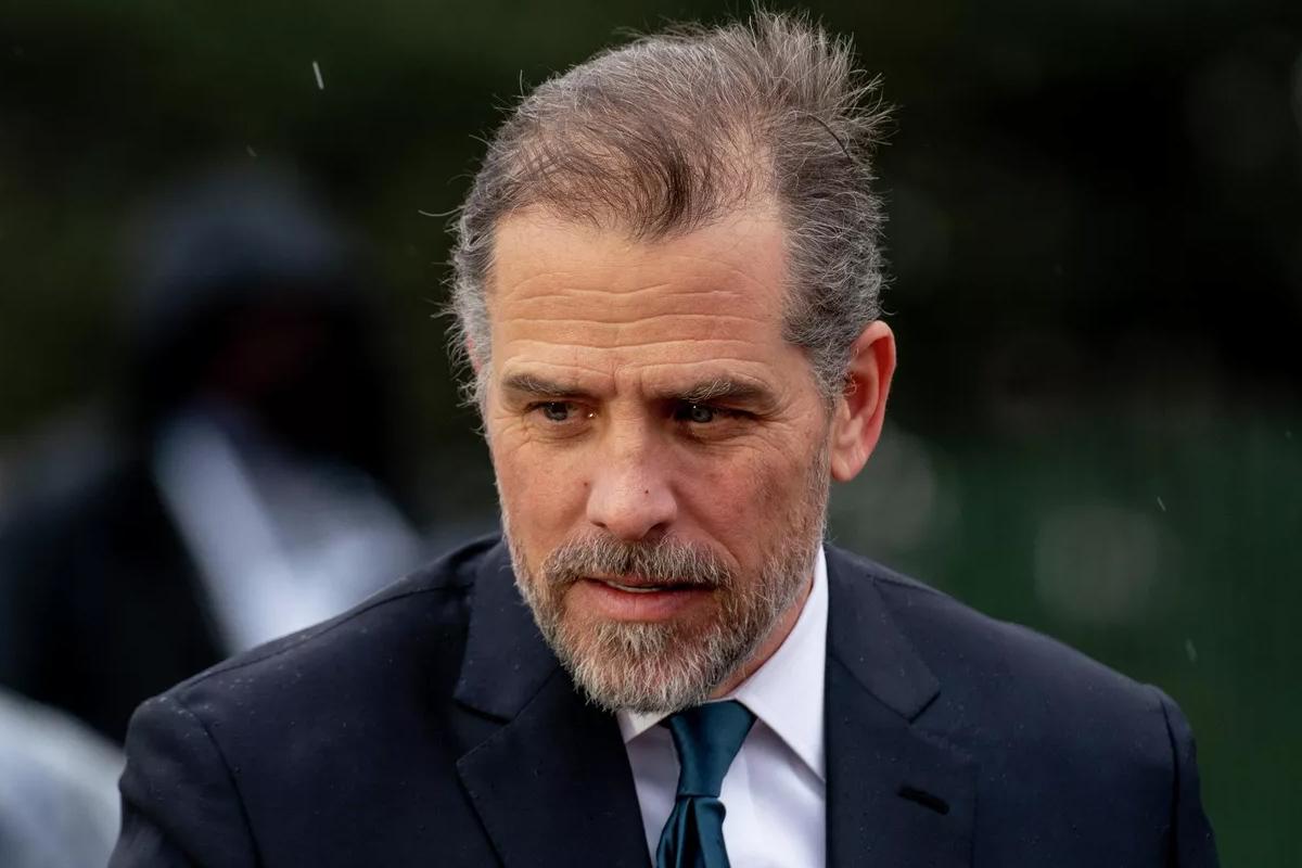 Сын экс-президента США сбежал от кредиторов на шикарное ранчо: долги Хантера Байдена превысили $20 млн