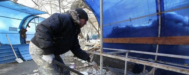 В Челябинске демонтируют рынок на улице Доватора
