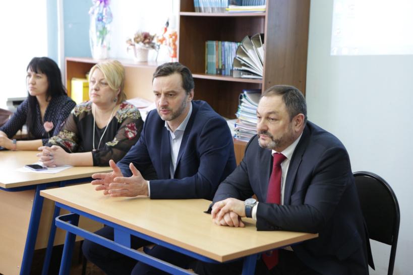Глава Раменского городского округа Виктор Неволин встретился со студентами