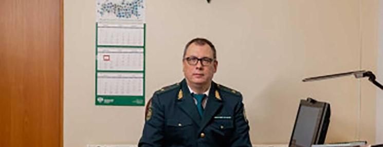 Сотрудники ФСБ задержали генерала Александра Беглова и полковника Александра Алеева при получении взятки