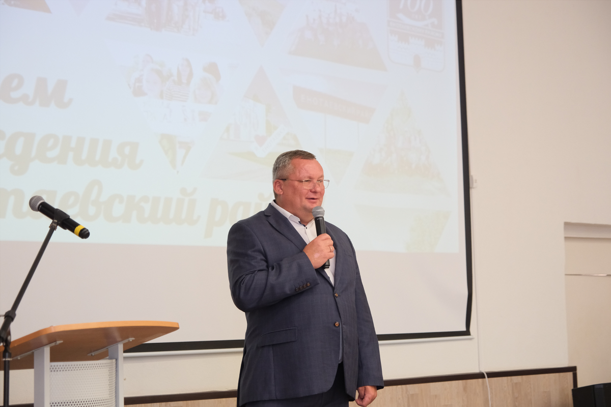 Председатель Думы Астраханской области Игорь Мартынов поздравил жителей Енотаевского района со столетием его образования