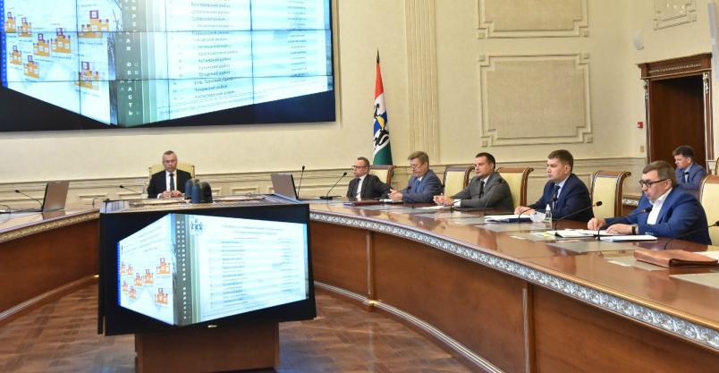 Травников поручил улучшить позиции НСО в национальном инвестрейтинге