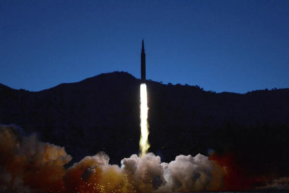 В Японии не зафиксировали падение ракеты КНДР в своей экономической зоне