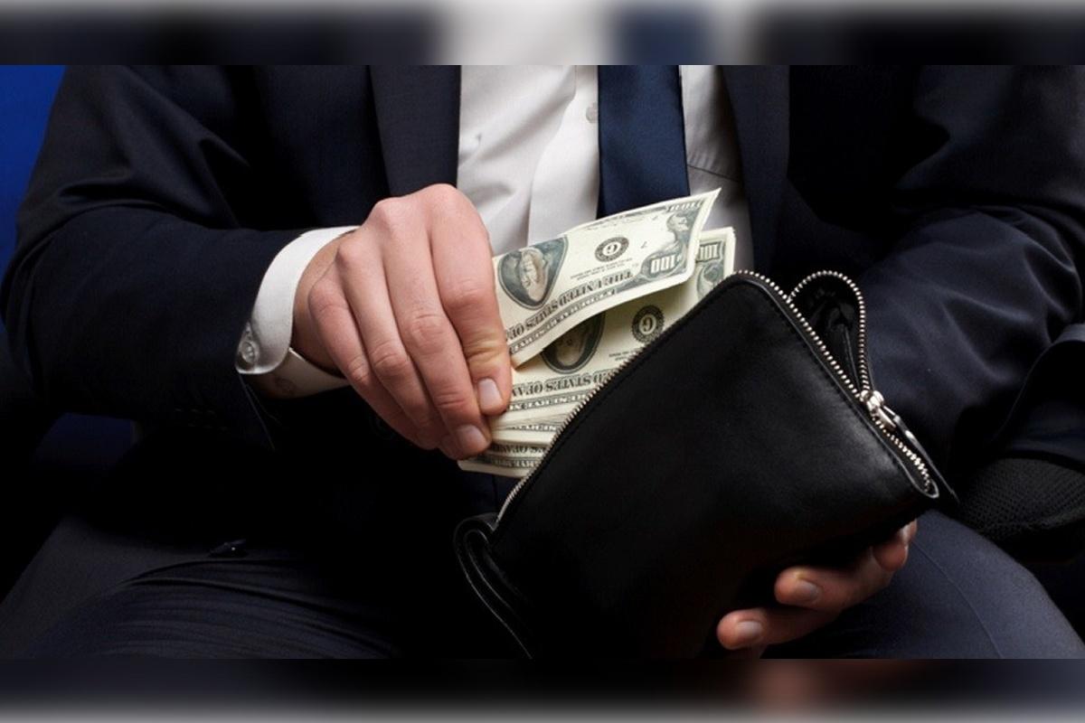 В России за год выросло число долларовых миллионеров