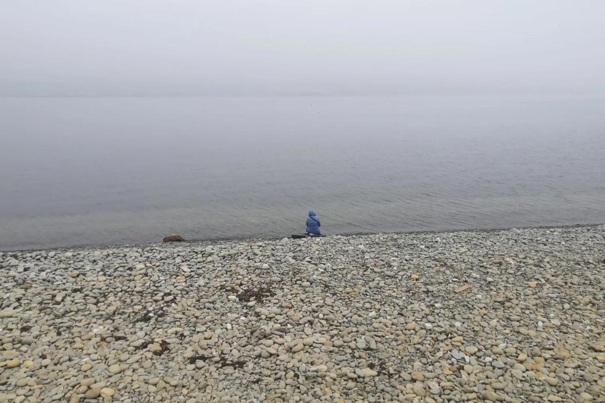 В Севастополе повторно берут пробы воды на пострадавших от мазута пляжах