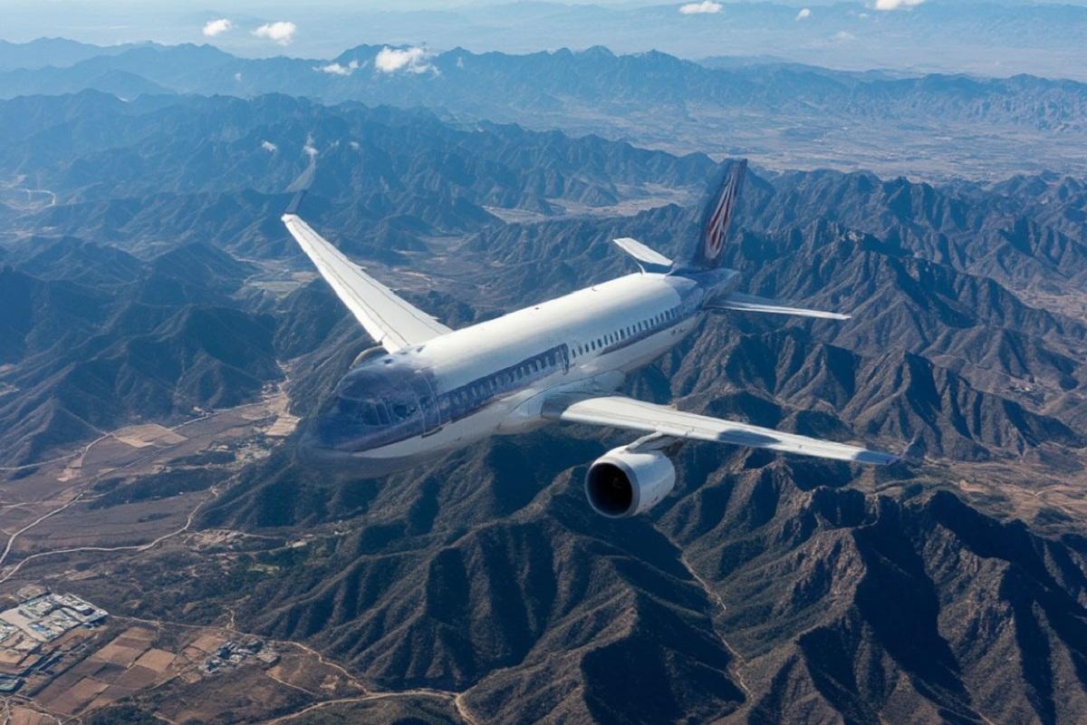 КНР намерена принять ответные меры на запрет США на полеты китайских авиакомпаний над территорией России