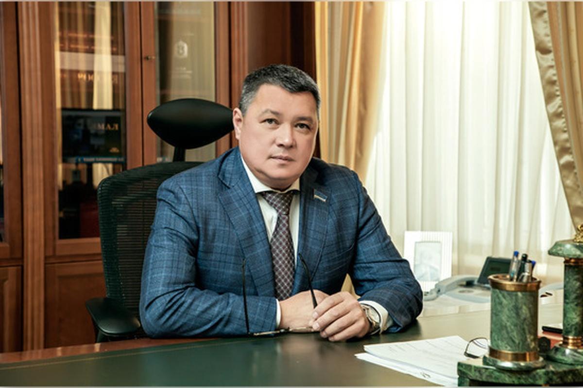 Спикер Заксобрания ЯНАО Сергей Ямкин: Благодарю всех ямальских медработников за самоотдачу и неравнодушие