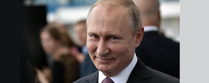 Путин пошутил над Грефом в ответ на просьбу дать миллиард в год на «Школу 21»