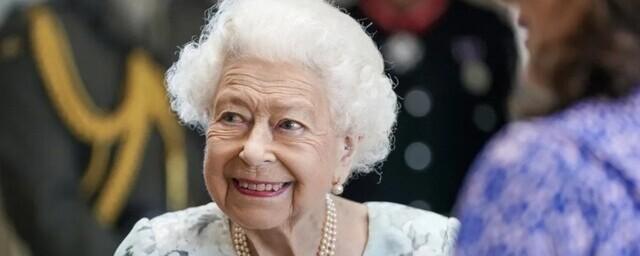 Друг покойной Елизаветы II рассказал о поведении принца Гарри в последние месяцы жизни королевы