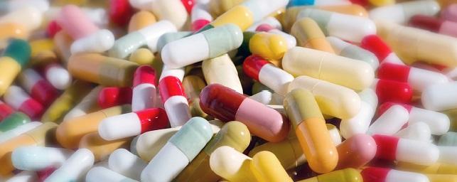 Минздрав призвал не принимать антибиотики для профилактики COVID-19