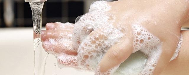 Ученые: Антибактериальное мыло вредит здоровью человека