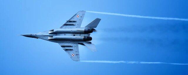 DPA: власти Польши просят Германию разрешить реэкспорт на Украину МиГ-29 из запасов ГДР