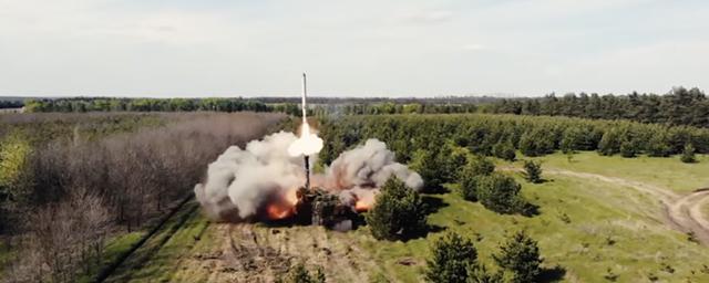 Минобороны РФ: в районе Одессы ПВО сбили транспортный самолет ВСУ с иностранным оружием