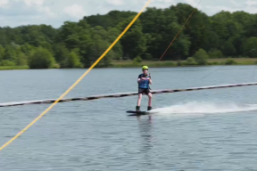 Глава Дзержинска Михаил Клинков пригласил жителей и гостей на Этап кубка России по вейкборду
