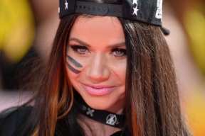 Певица Бьянка решилась на операцию по уменьшению груди