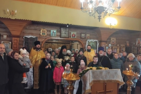 Глава с.Пиково Оксана Матвеева: В Троицкий храм доставлена икона с частицей мощей преподобной Дарии Сезеновской