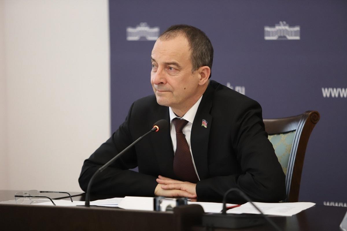 Кубанские парламентарии поставили на особый контроль состояние дорожного сервиса в крае