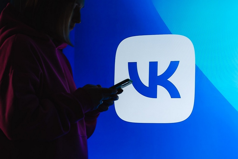 «ВКонтакте» готовит альтернативы Photoshop, Camtasia и Google Docs на основе ИИ