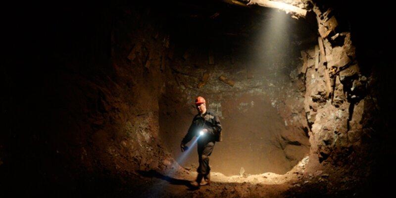 Под завалами на шахте «Кальинская» в Свердловской области нашли тело погибшего горняка