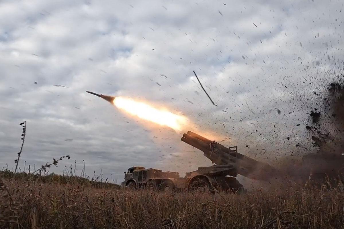 Российские войска нанесли массированный удар по предприятиям Харькова и Чугуева